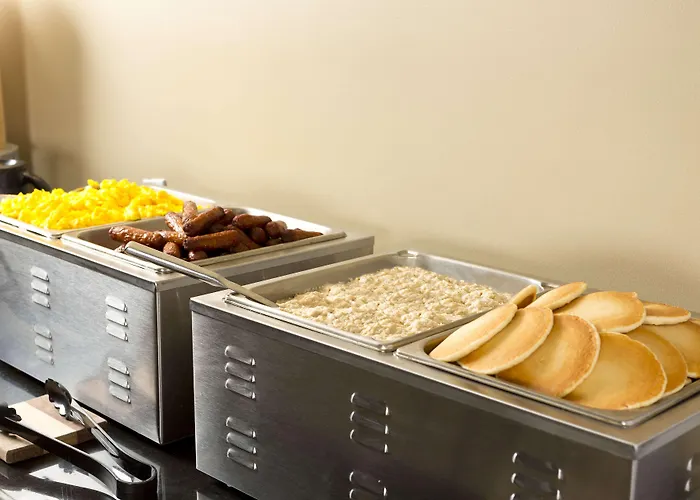 Best Western Laval-Montreal & Conference Centre