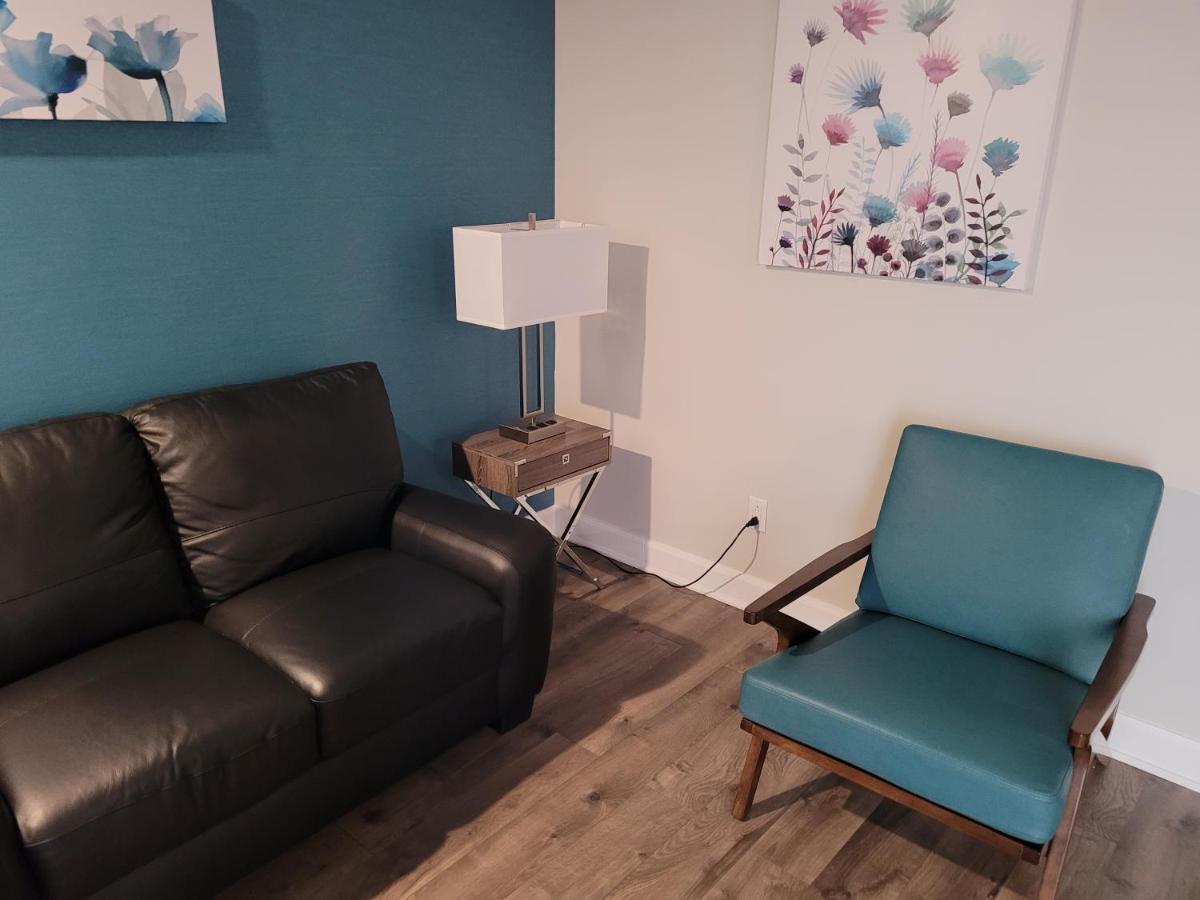 Western Laval-montreal & Conference Centre 3*