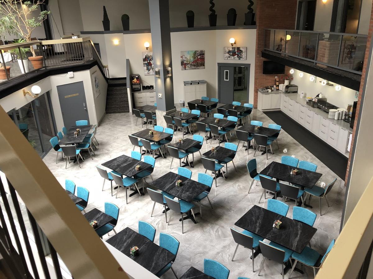 Hotel Western Laval-montreal & Conference Centre 3*