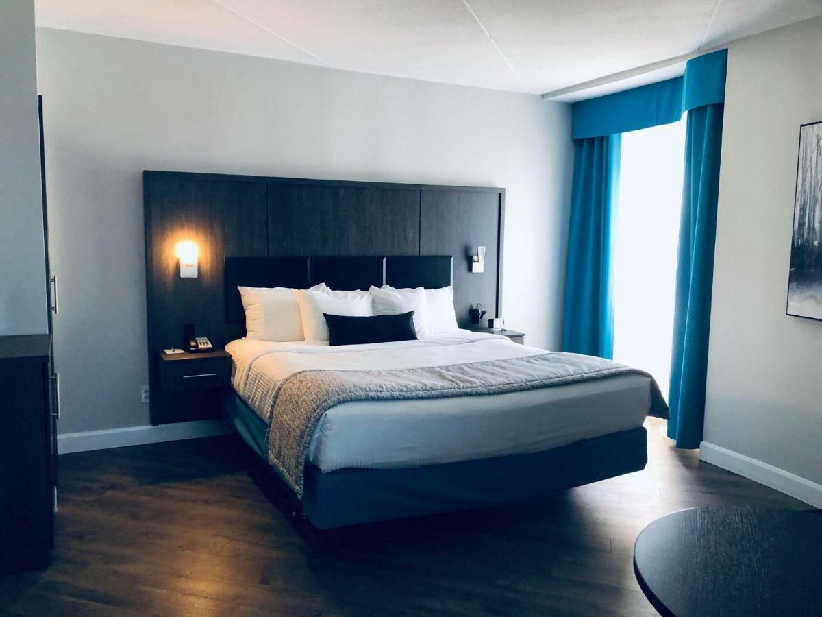 Western Laval-montreal & Conference Centre 3*